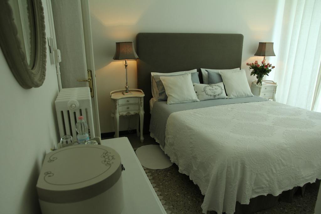 B&B Piazza Italia Sestri Levante Bagian luar foto